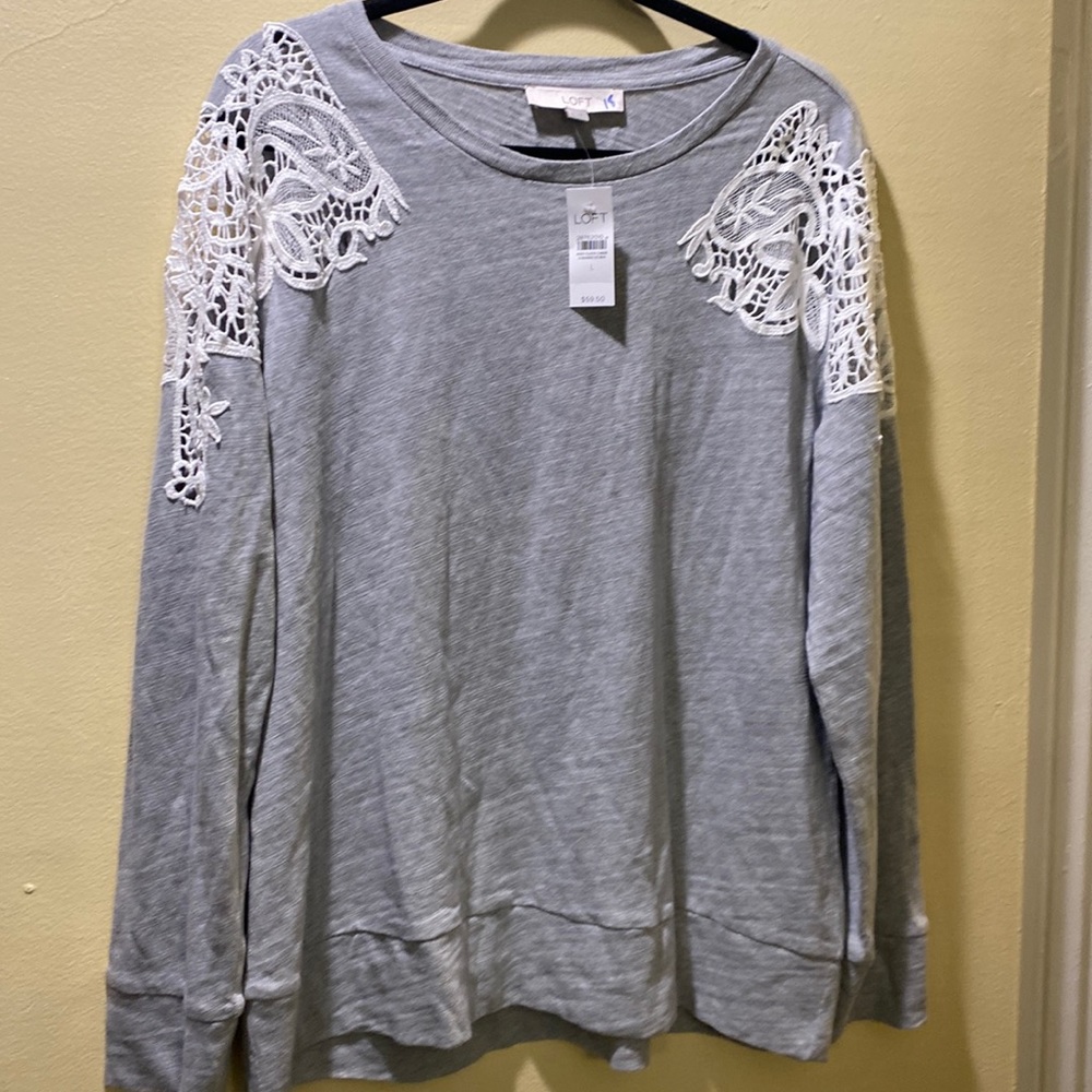 NWT LOFT LONG SLEEVE TOP SIZE L - Picture 1 of 6